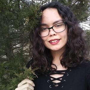 Meet your Posher, Carlee